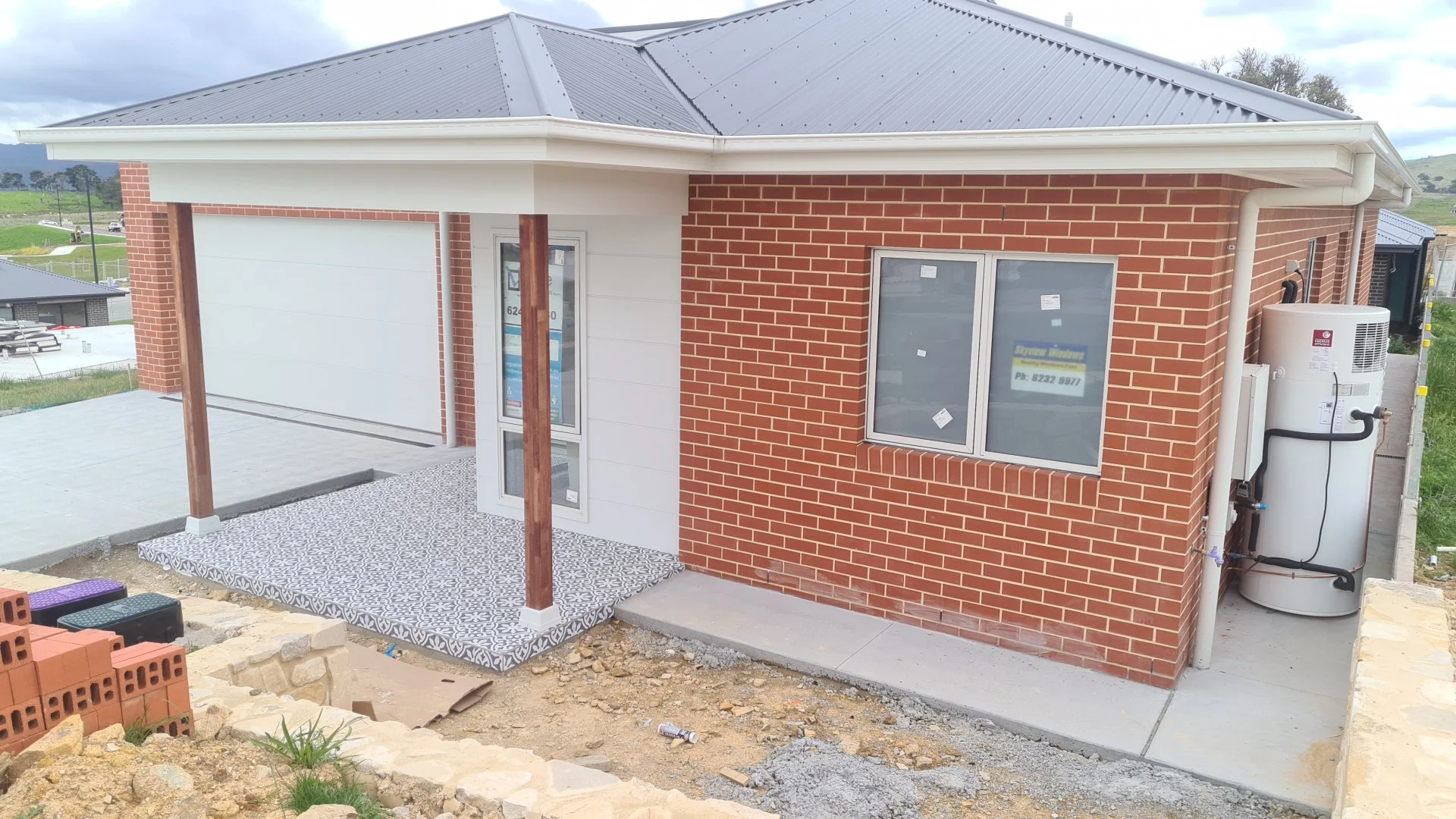 Googong 976 Cover Image